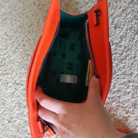 Min & Mon Hand painted Vali Bag - Picture 6 of 6